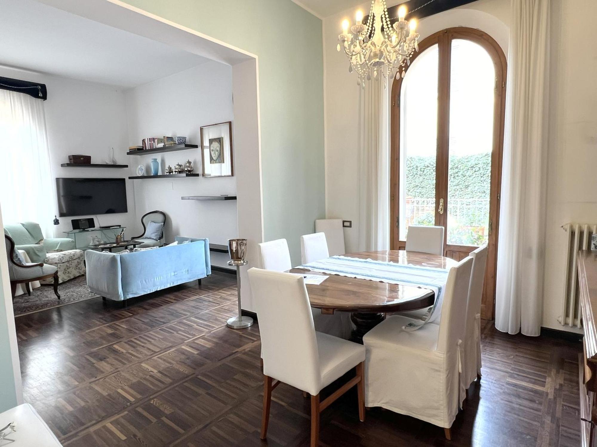 Villa Liberty Townhouse Siena Bagian luar foto
