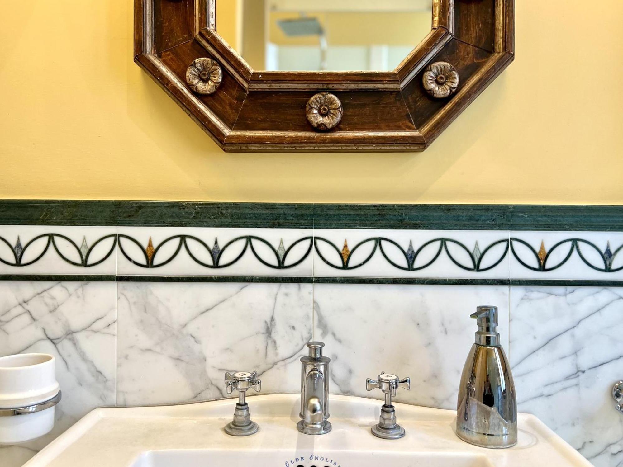 Villa Liberty Townhouse Siena Bagian luar foto